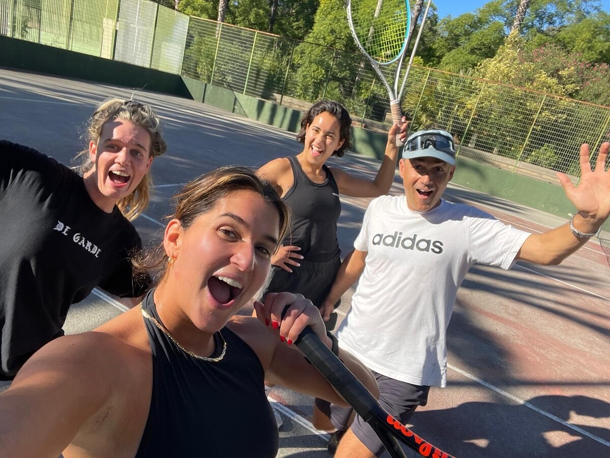 <p>Тренировки Лайт для взрослых в Valencia Tennis Academy</p> <p>Тренировки Лайт для взрослых в Valencia Tennis Academy</p>