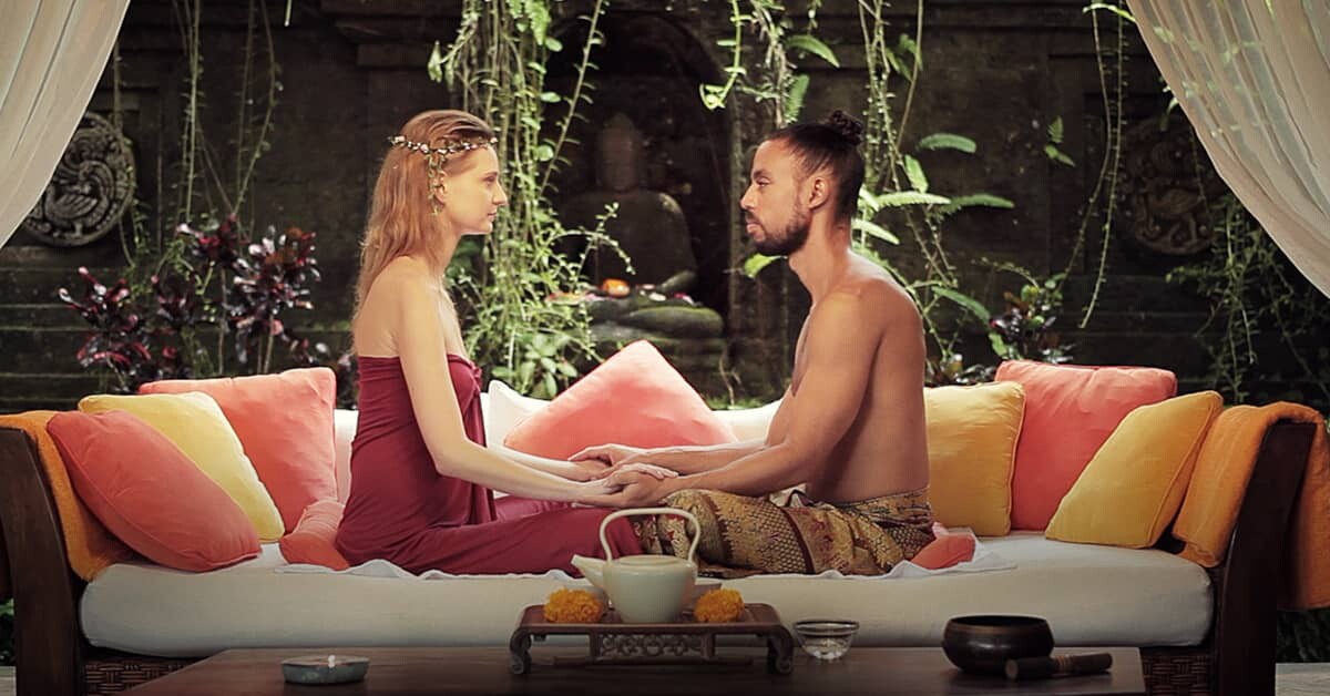 <p>Tantra essence</p><p>with Ananda Sarita</p>
<p>Tantra essence</p><p>with Ananda Sarita</p>
