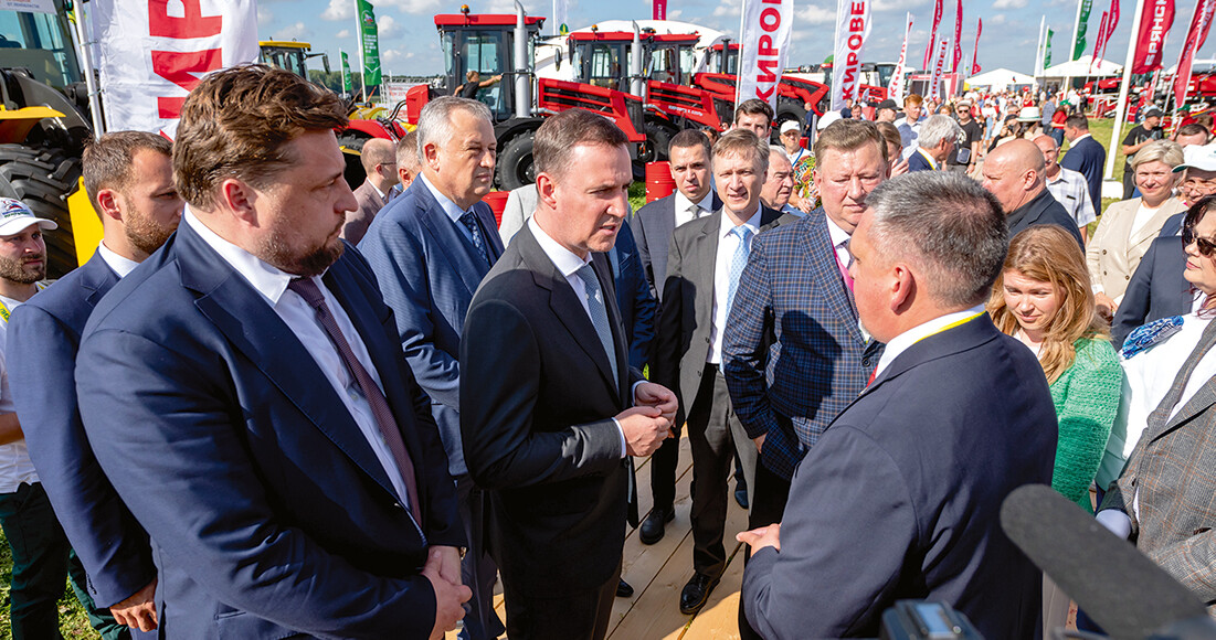 <p> <strong>Проведение Чемпионатов поддерживают Минсельхоз РФ, Минпромторг РФ, Госдума и Совет Федерации ФС РФ, АККОР, ВПП «Единая Россия».</strong> </p>
<p> <strong>Проведение Чемпионатов поддерживают Минсельхоз РФ, Минпромторг РФ, Госдума и Совет Федерации ФС РФ, АККОР, ВПП «Единая Россия».</strong> </p>
