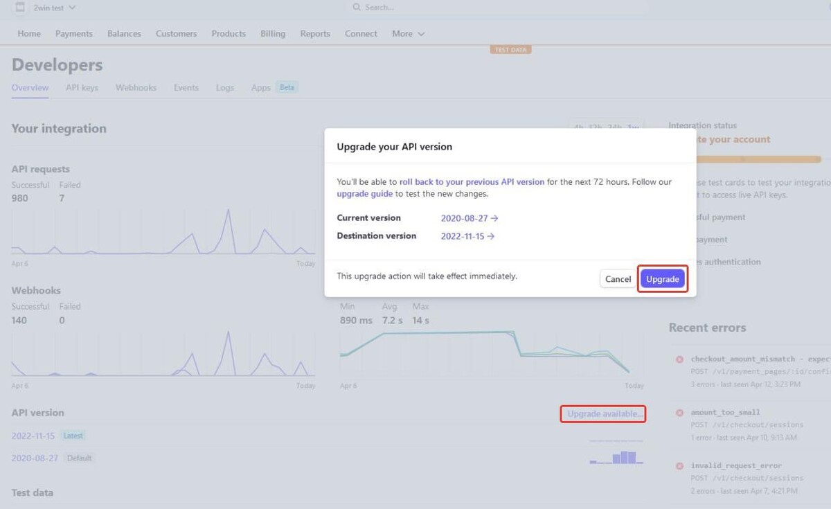 <p>
Изменение версии API в общих настройках Stripe	</p>