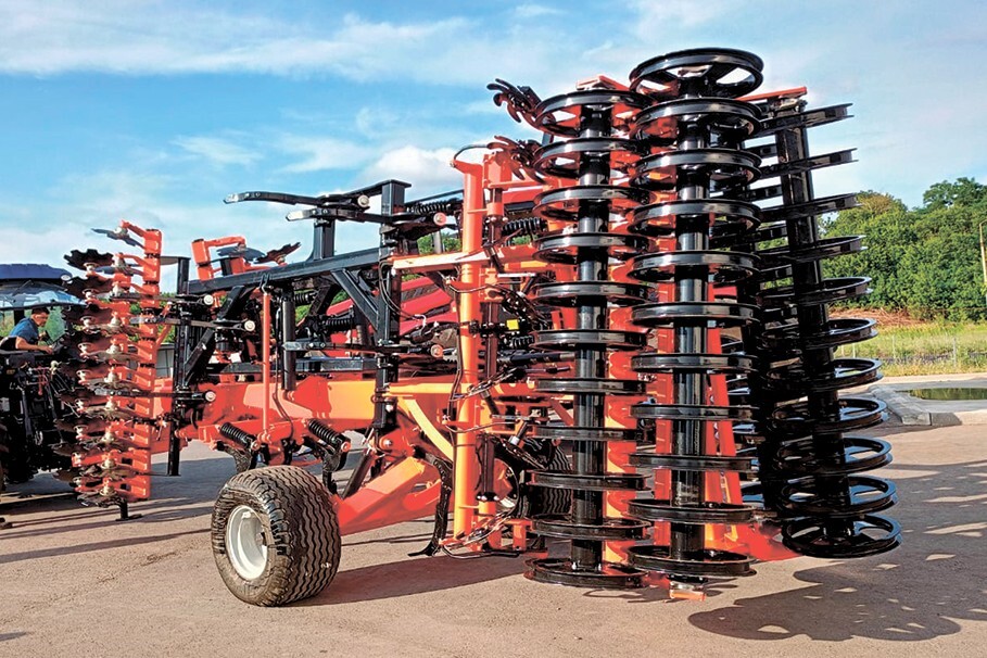 
		<p>
		фото: ekoniva-tekhnika.com 	</p>	