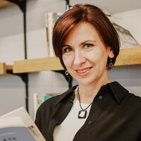 Екатерина Ли — автор курса, преподаватель корейского языка, TOPIK 6급