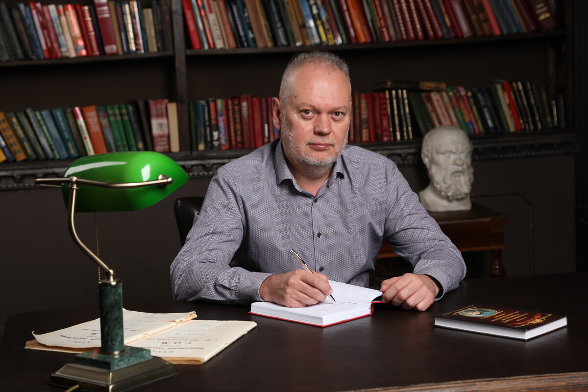 Клинический и кризисный психолог, гипнотерапевт Олег Кныш: гипноз и медитации для нормализации сна, веса и стресса