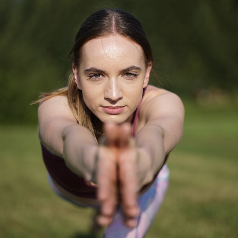 Анастасия совмещает работу йога-инструктора и обучение wellness-коучингу